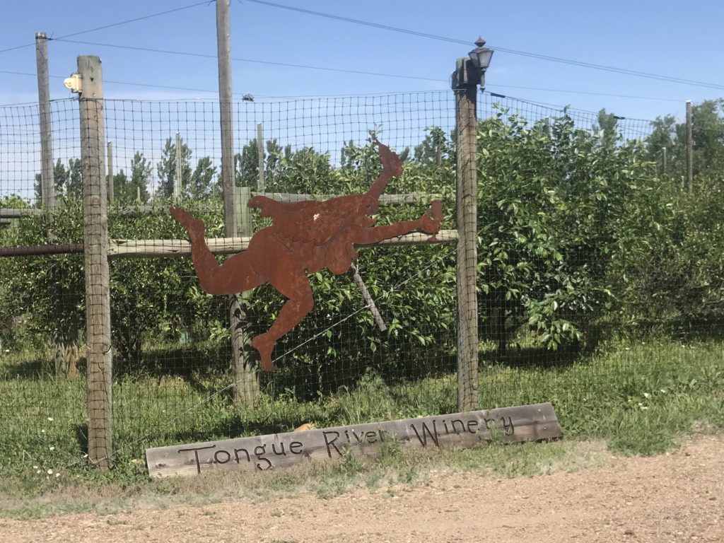 Entrance to Tongue River Winery