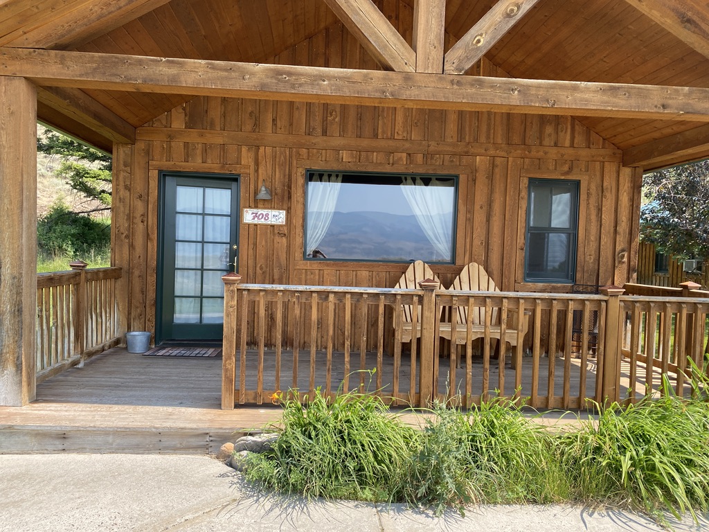 Chico Hot Springs Cabin